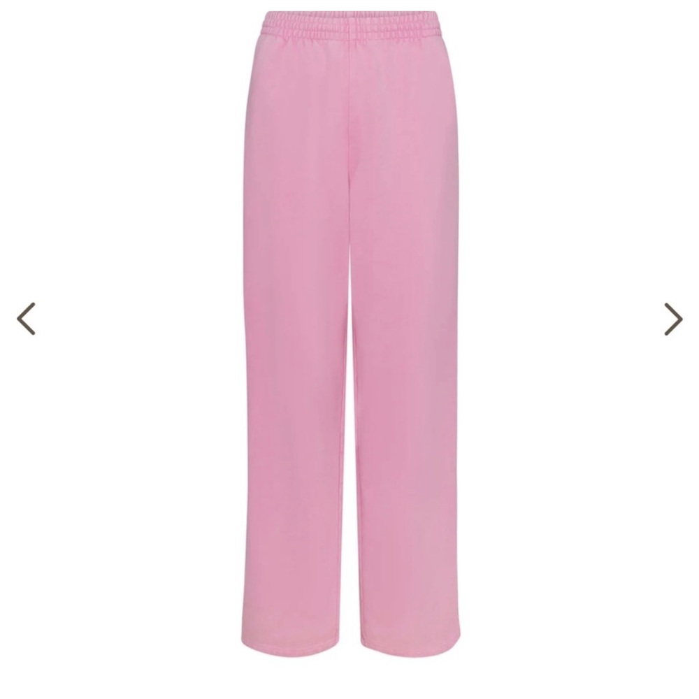 Skims Bubblegum Pink Sweatpants